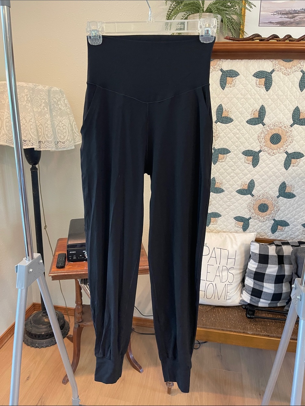 aerie High-Rise Black joggers